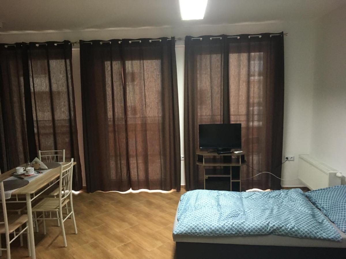 Konde Apartments B Dunaszerdahely Kültér fotó