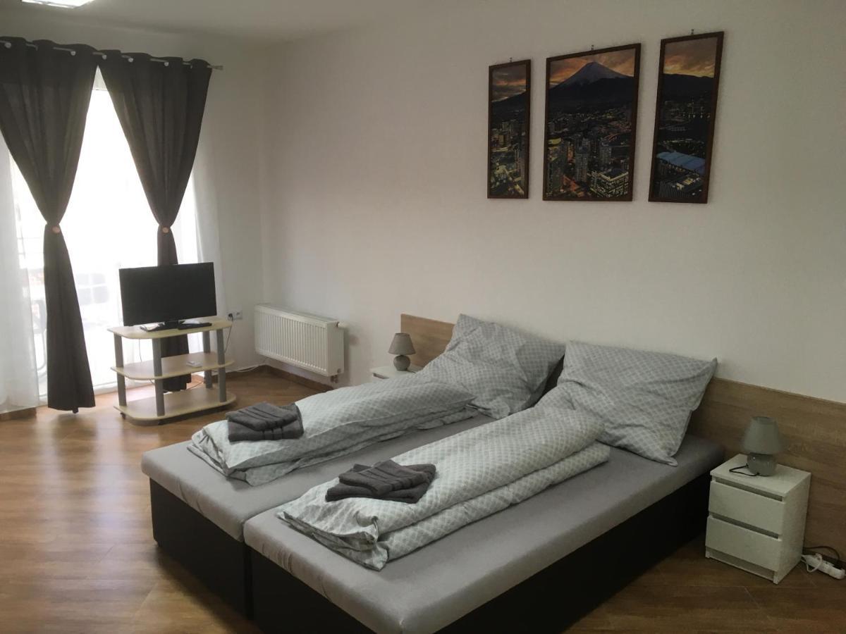 Konde Apartments B Dunaszerdahely Kültér fotó