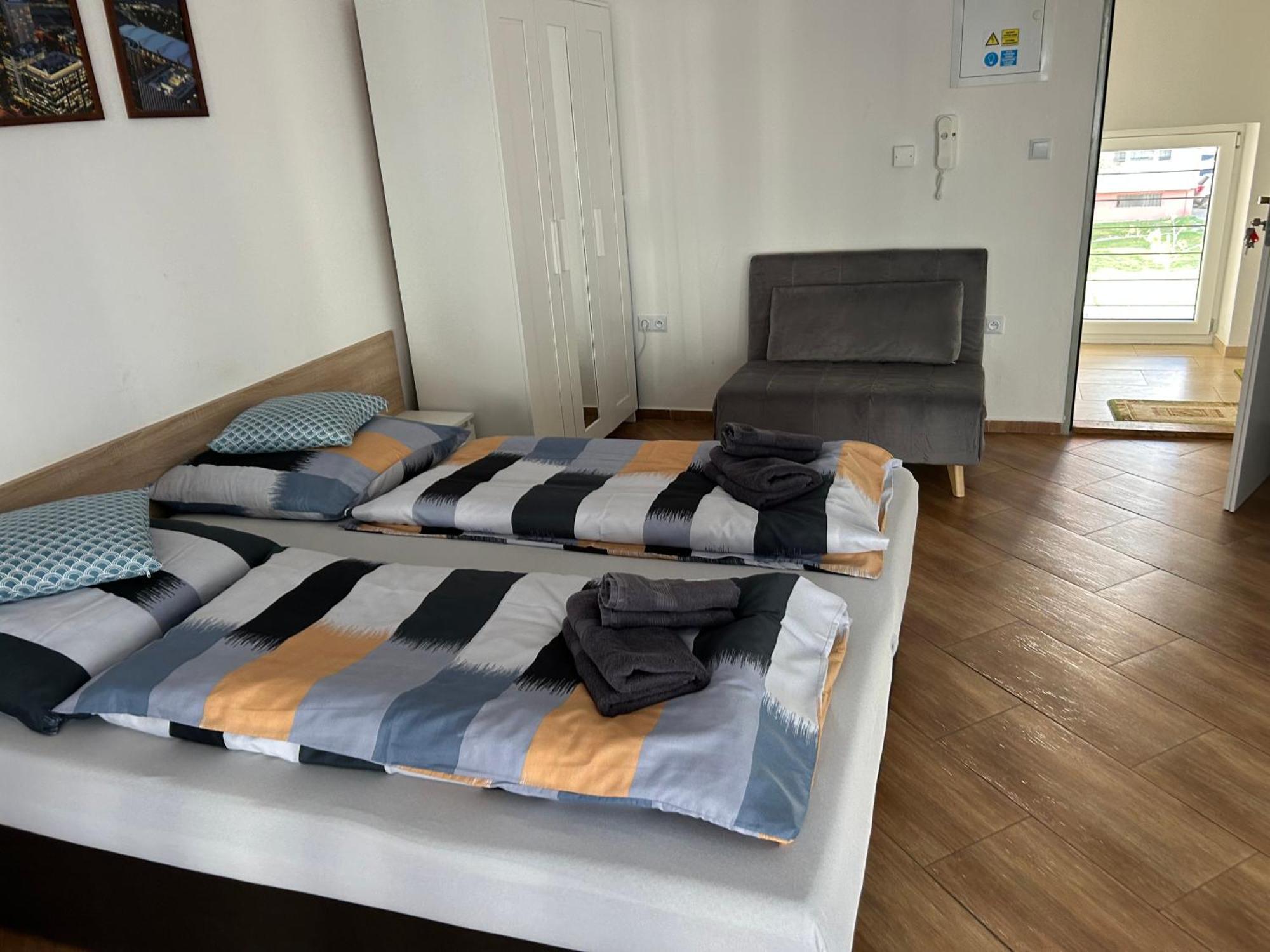 Konde Apartments B Dunaszerdahely Kültér fotó